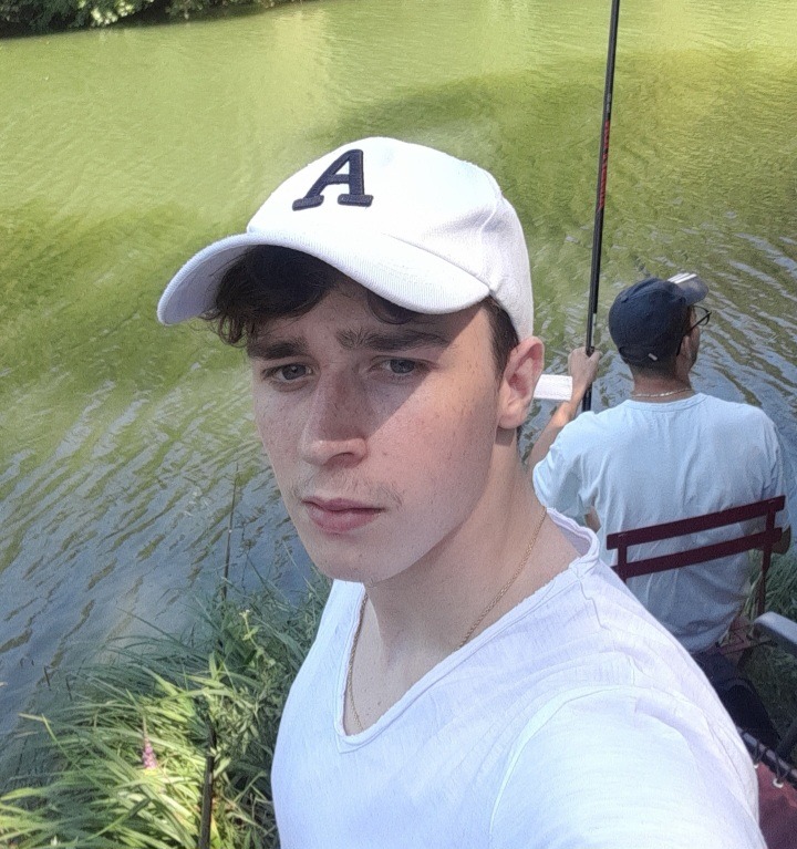 Profil de Raffaello, 20 ans, Rencontre à Standard