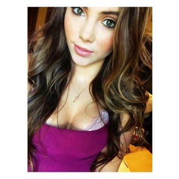 Profil de Nebila, 26 ans, Rencontre à Valcourt