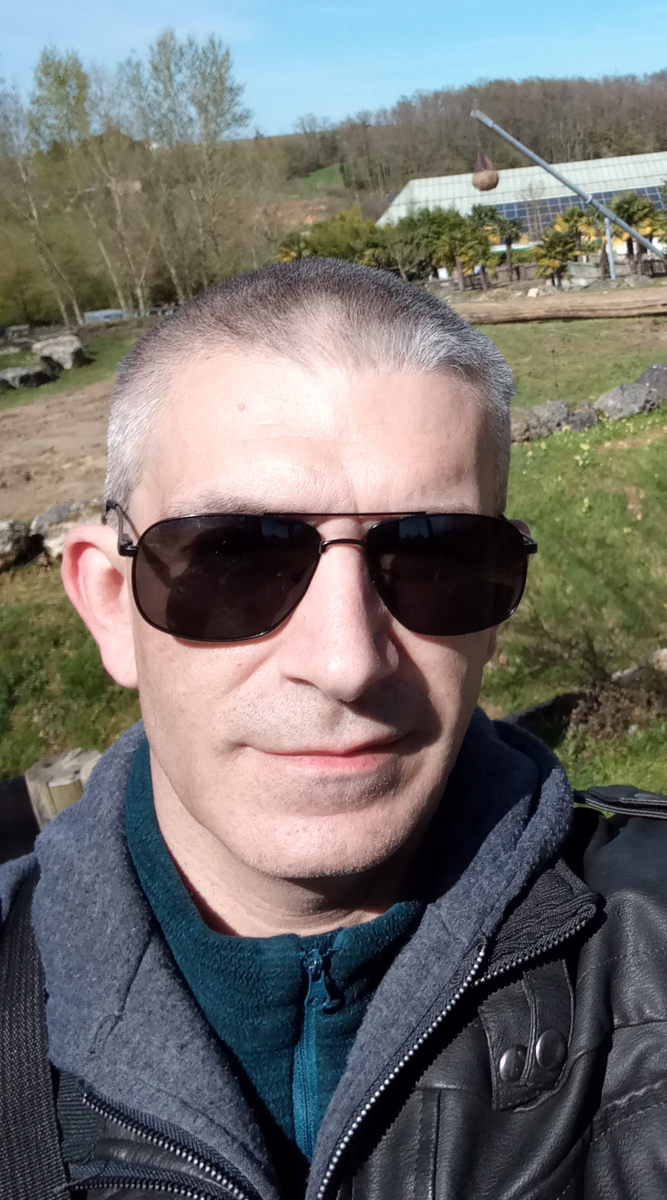 Profil de Isak, 45 ans, Rencontre à Milo