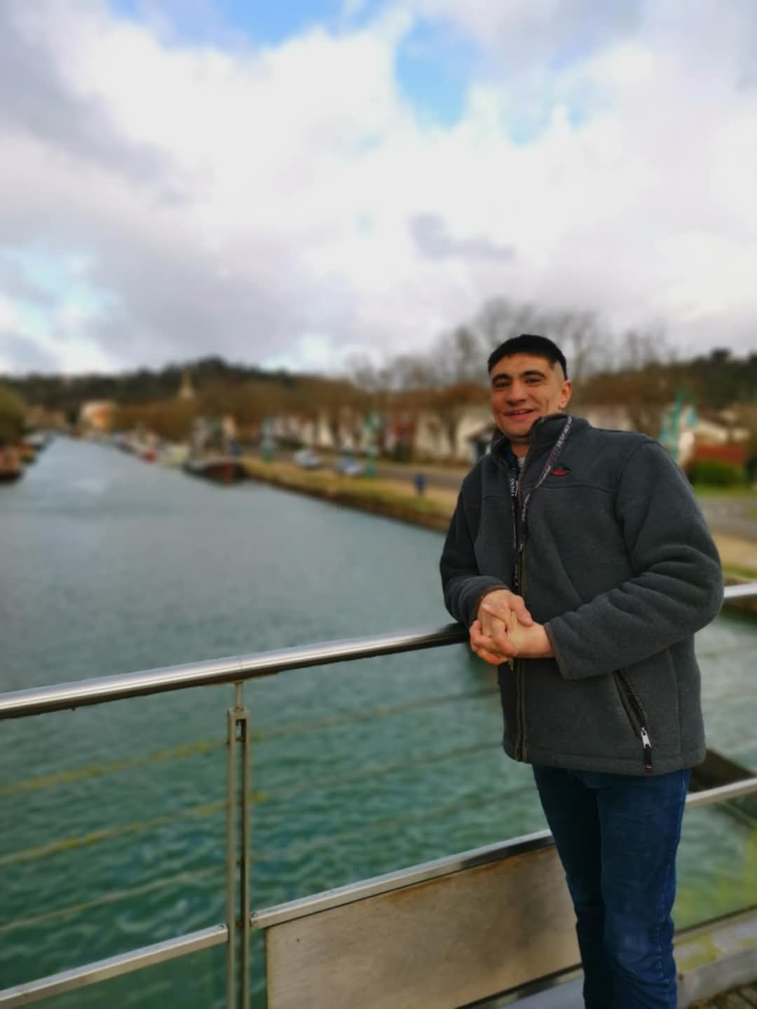 Profil de Hugh, 34 ans, Rencontre à Liberty