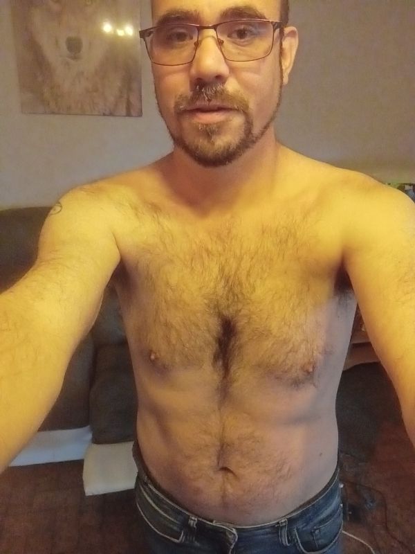 Profil de Giro, 35 ans, Rencontre à Laval