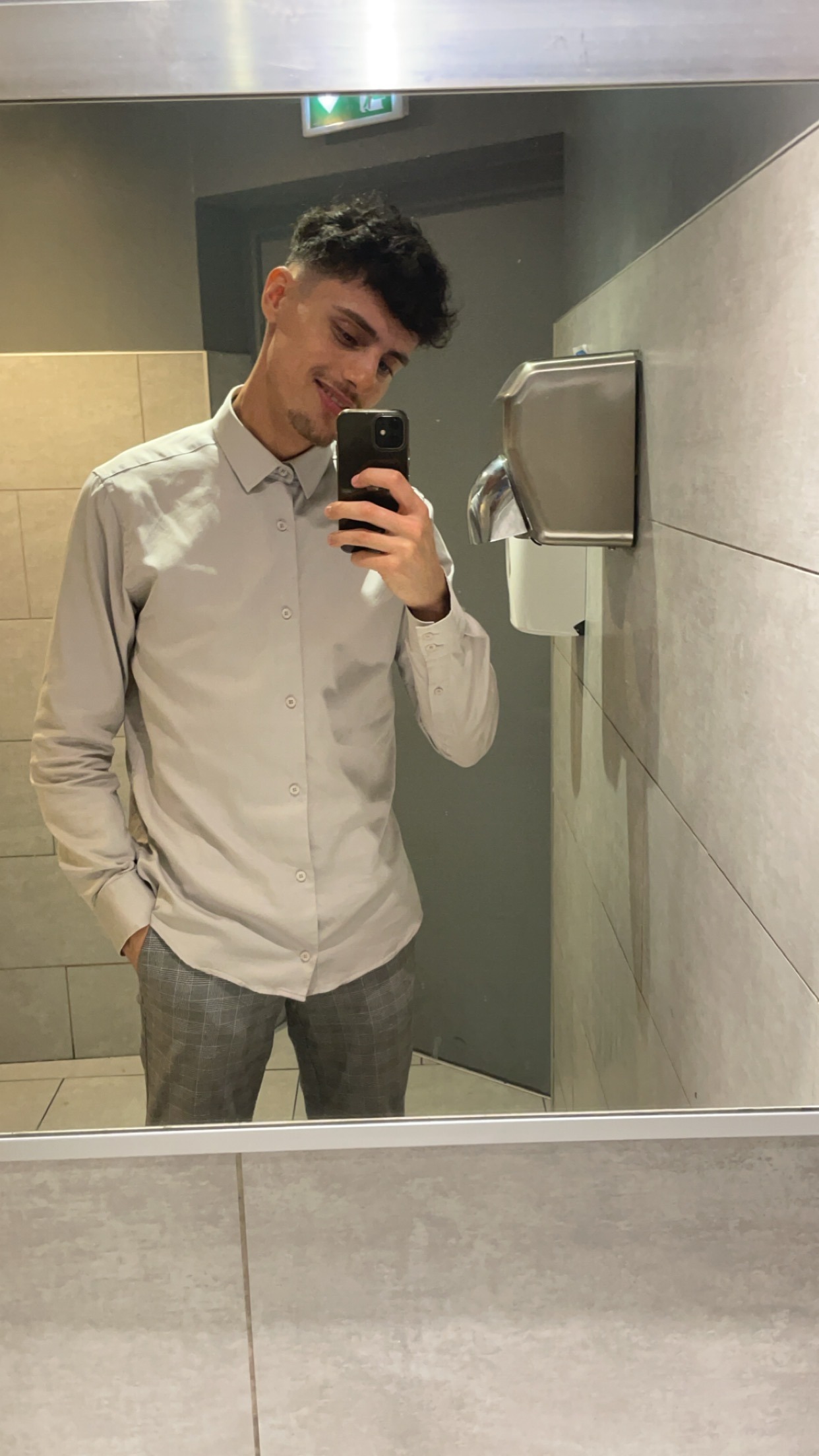 Profil de Tharcisse, 24 ans, Rencontre à Consul