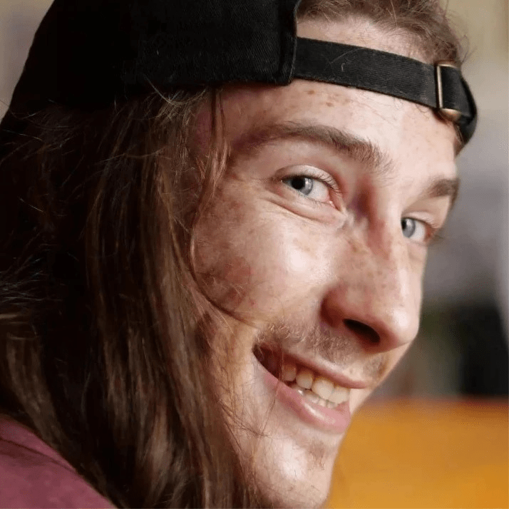 Profil de Lens, 29 ans, Rencontre à Briercrest