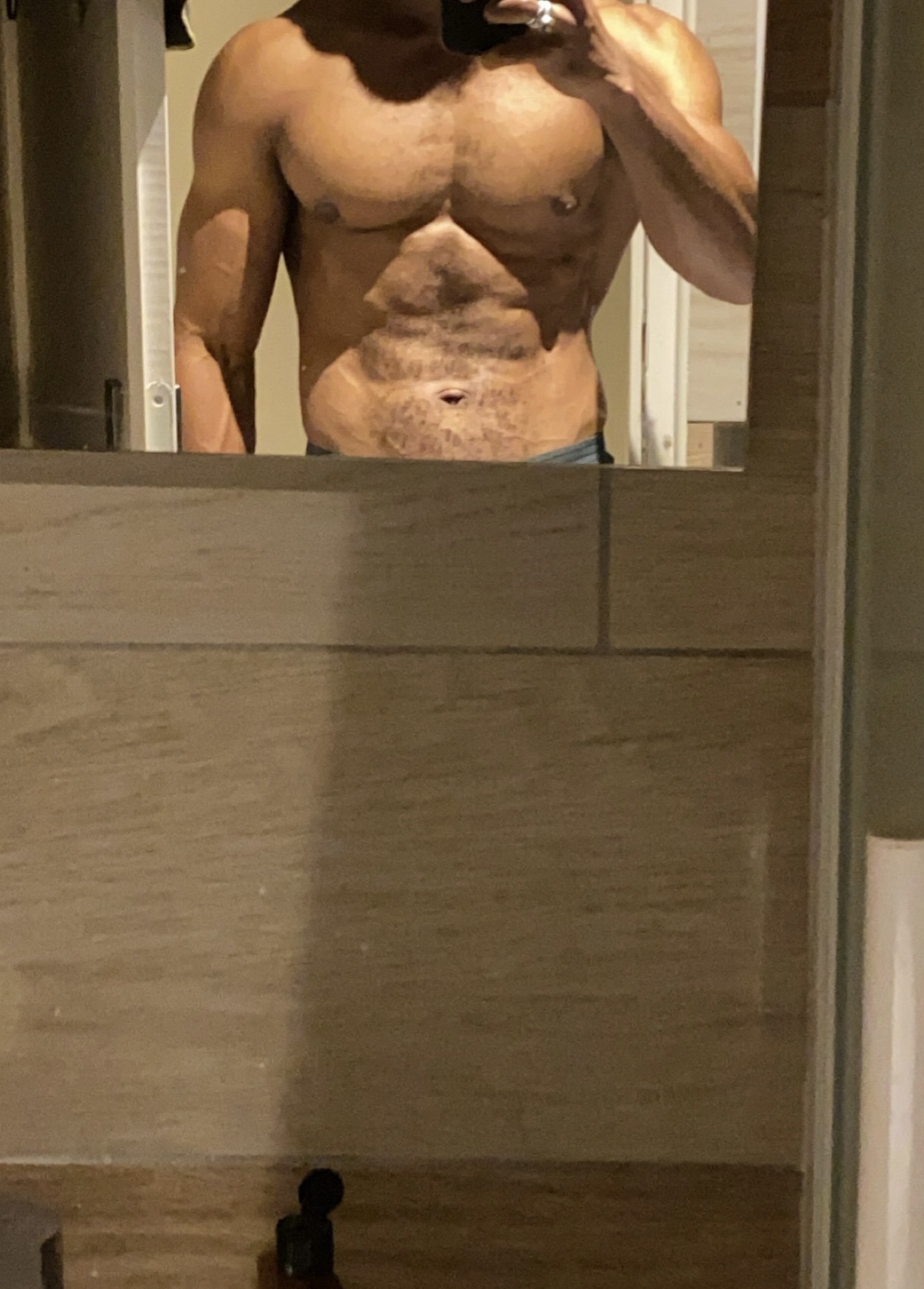 Profil de Attila, 26 ans, Rencontre à Plessix