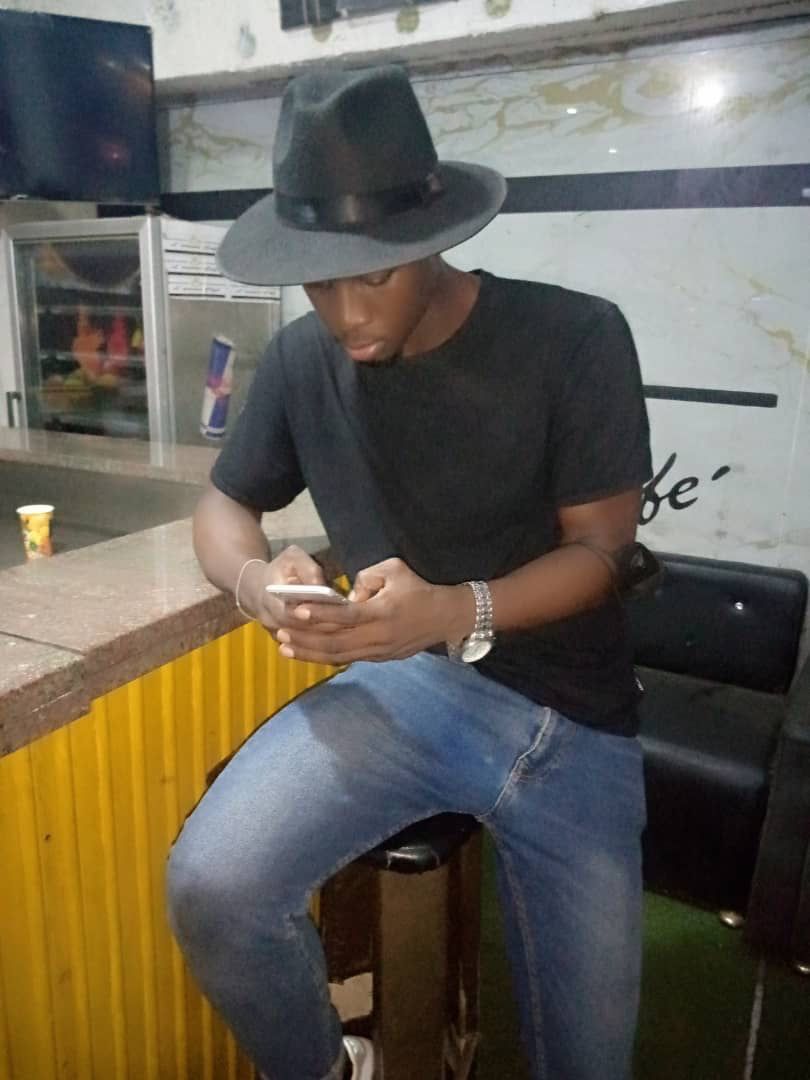 Profil de Marwane, 23 ans, Rencontre à Stony Plain