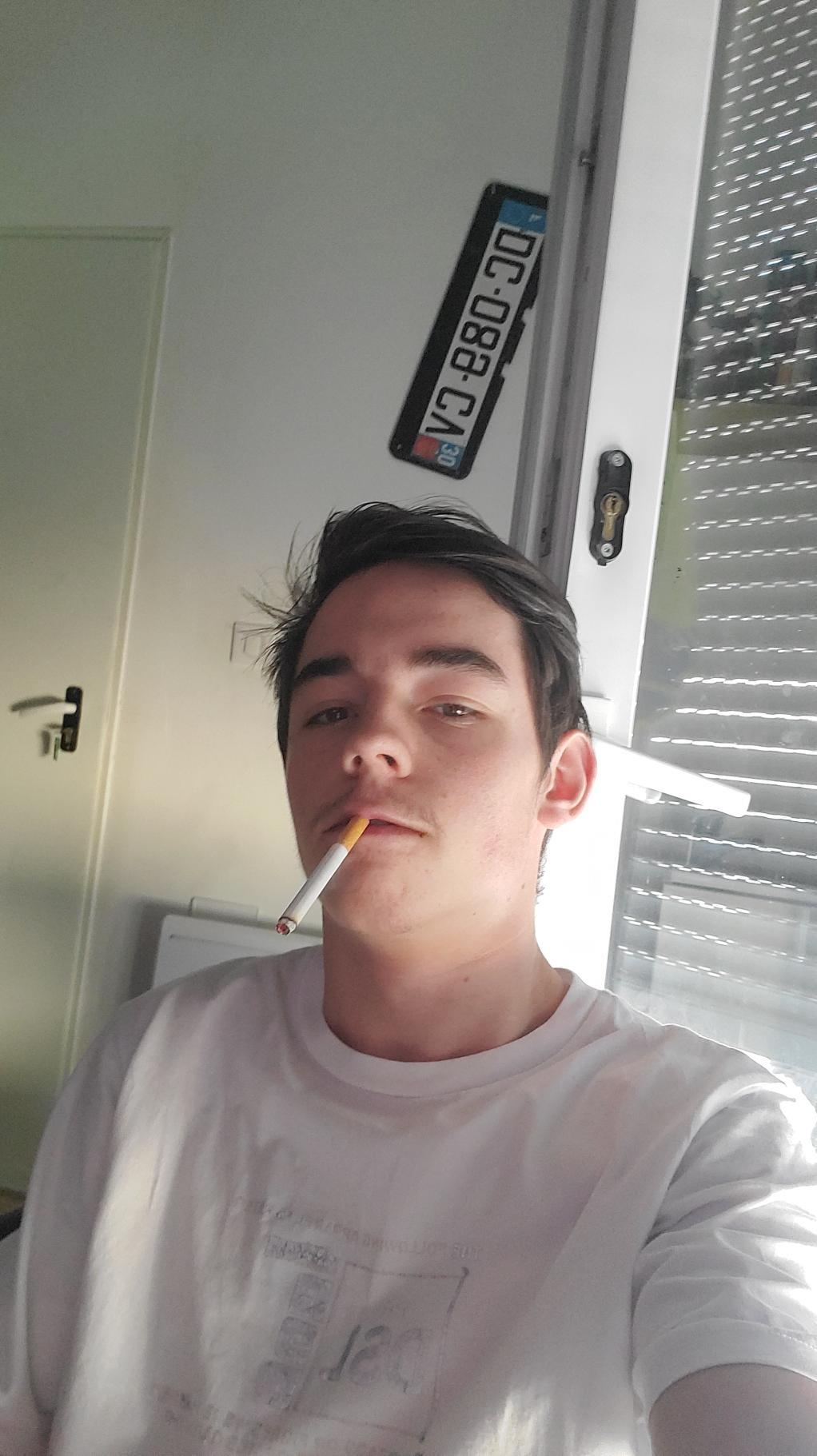 Profil de Ephrem, 23 ans, Rencontre à Broderick